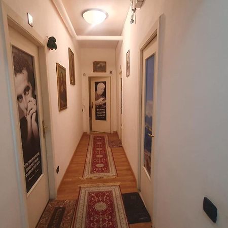 room Al Cristo Velato Napoli Esterno foto